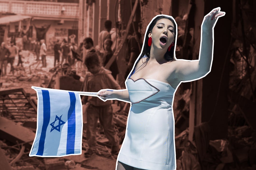 Bakgrund från krigsdrabbad stadsel. I framkanten står en kvinna med en israelisk flagga och vinkar.