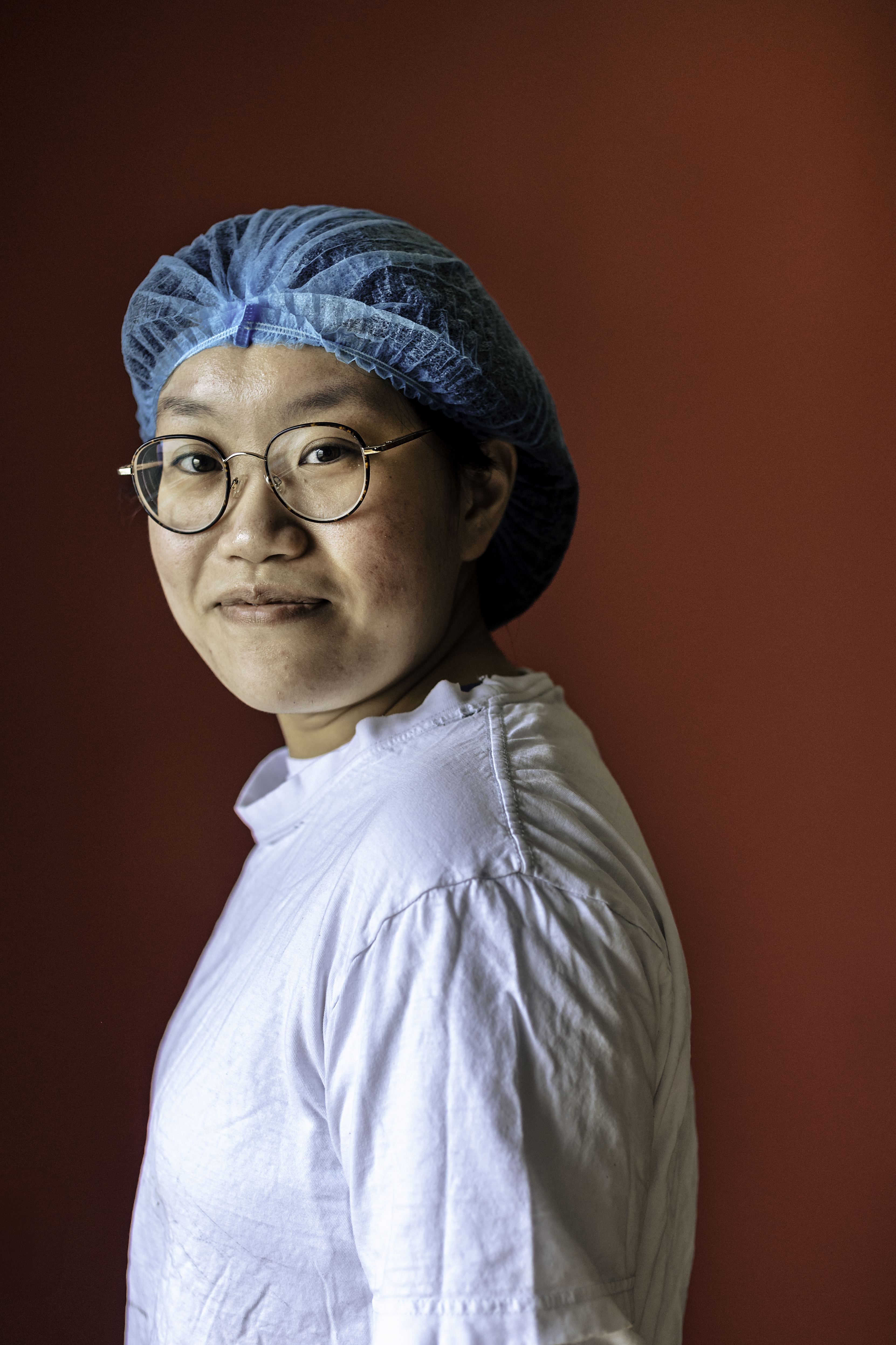 Jieying Ni i arbetskläder