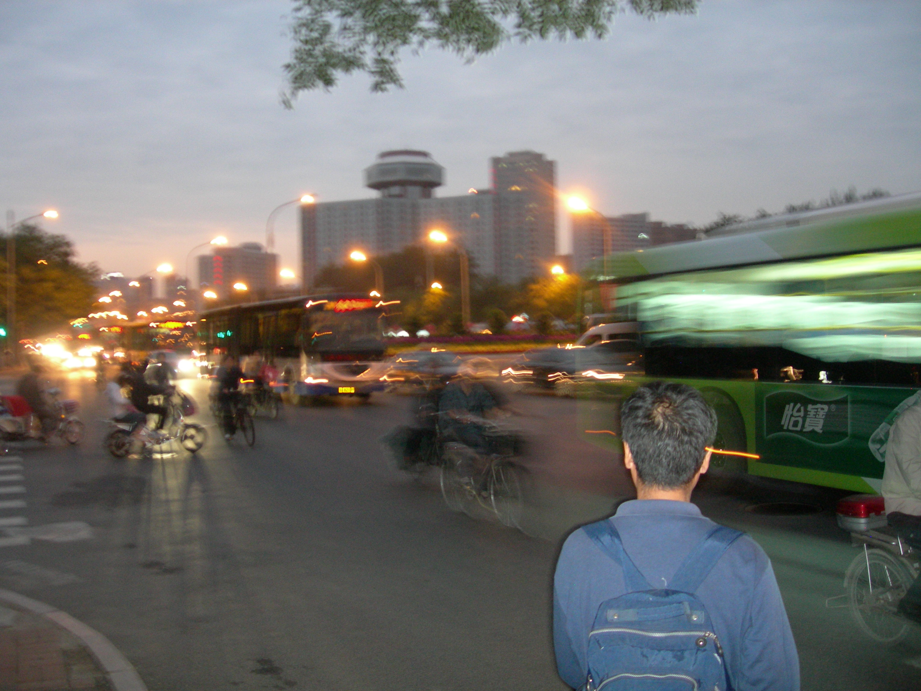 Elcyklar och elmopeder är mycket vanliga i Kinas städer.