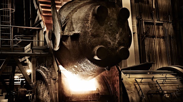 Smältugn som smälter metall.