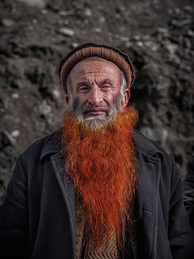 Man med rött skägg