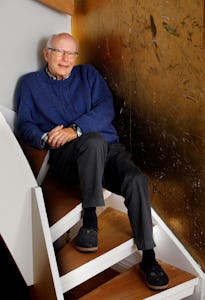 Torkel Åberg är aktuell med självbiografin och debattboken ”Förändringens Förtrollning: Minnen, erfarenheter och uppslag från ett sjukvårdsliv”. Foto: Stefan Nilsson