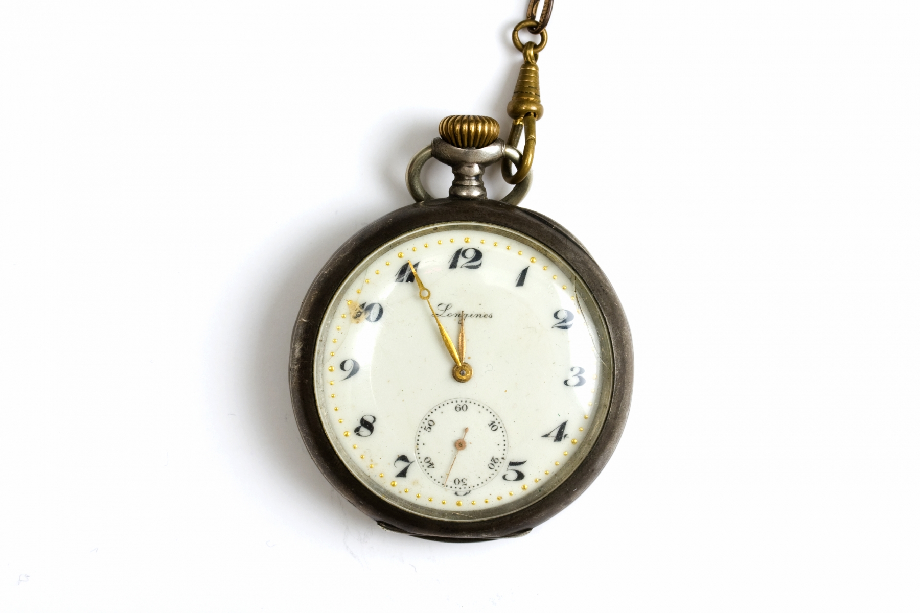 492530-old-pocket-watch