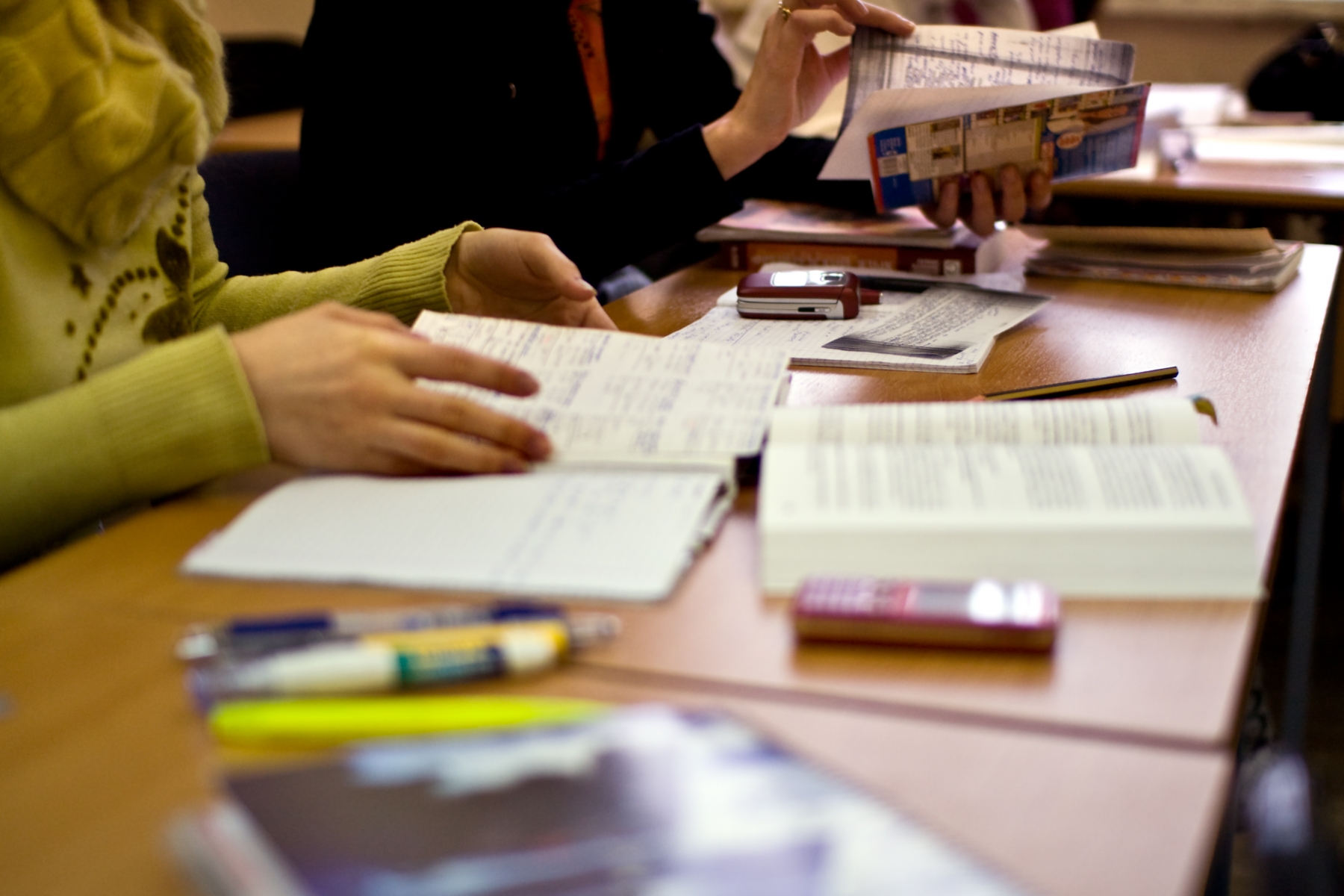 639750-at-the-lesson