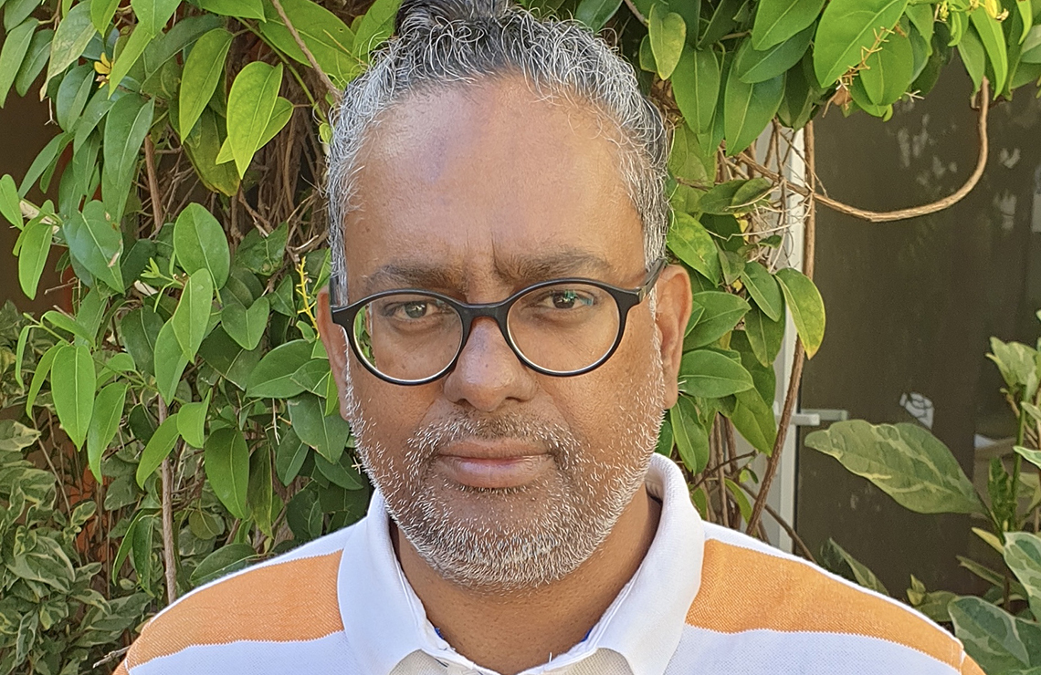 Forskaren Komalsingh Rambaree vid Högskolan i Gävle. Foto: Privat.