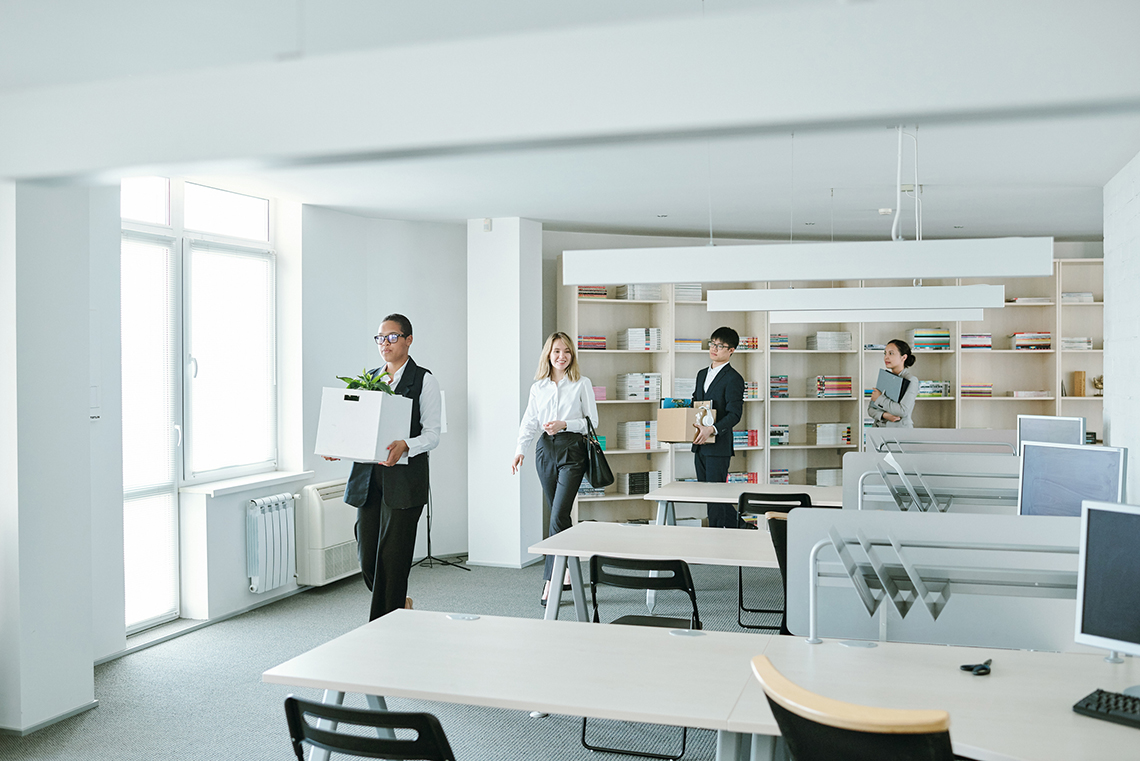 Tillbaka till kontoret.