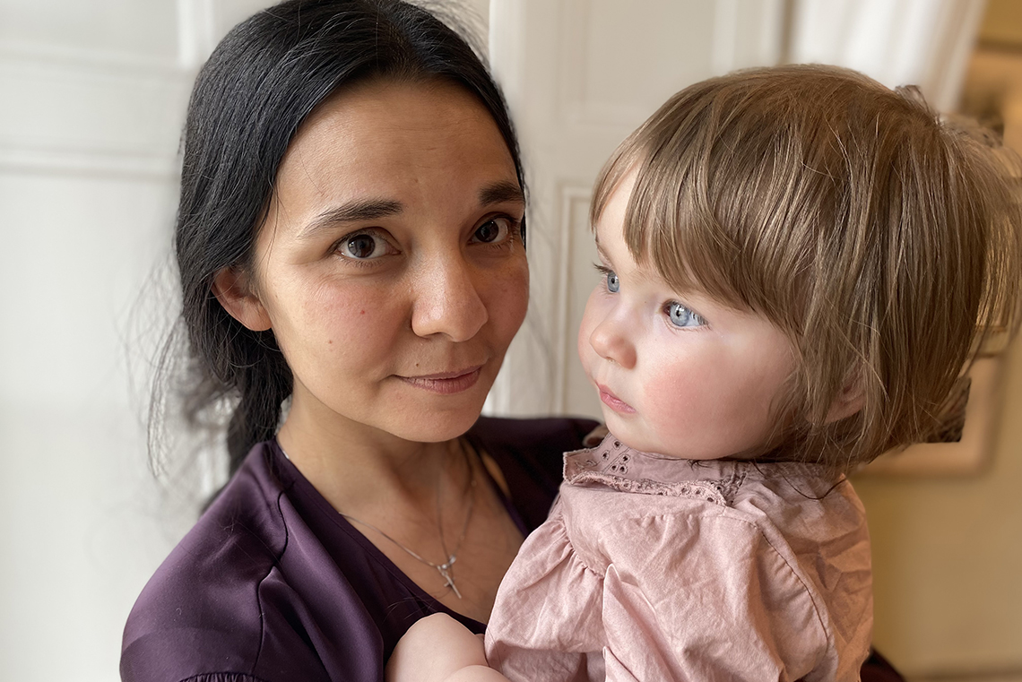 Oksana Huz och hennes dotter Angela. Foto: Stefan Karlsson