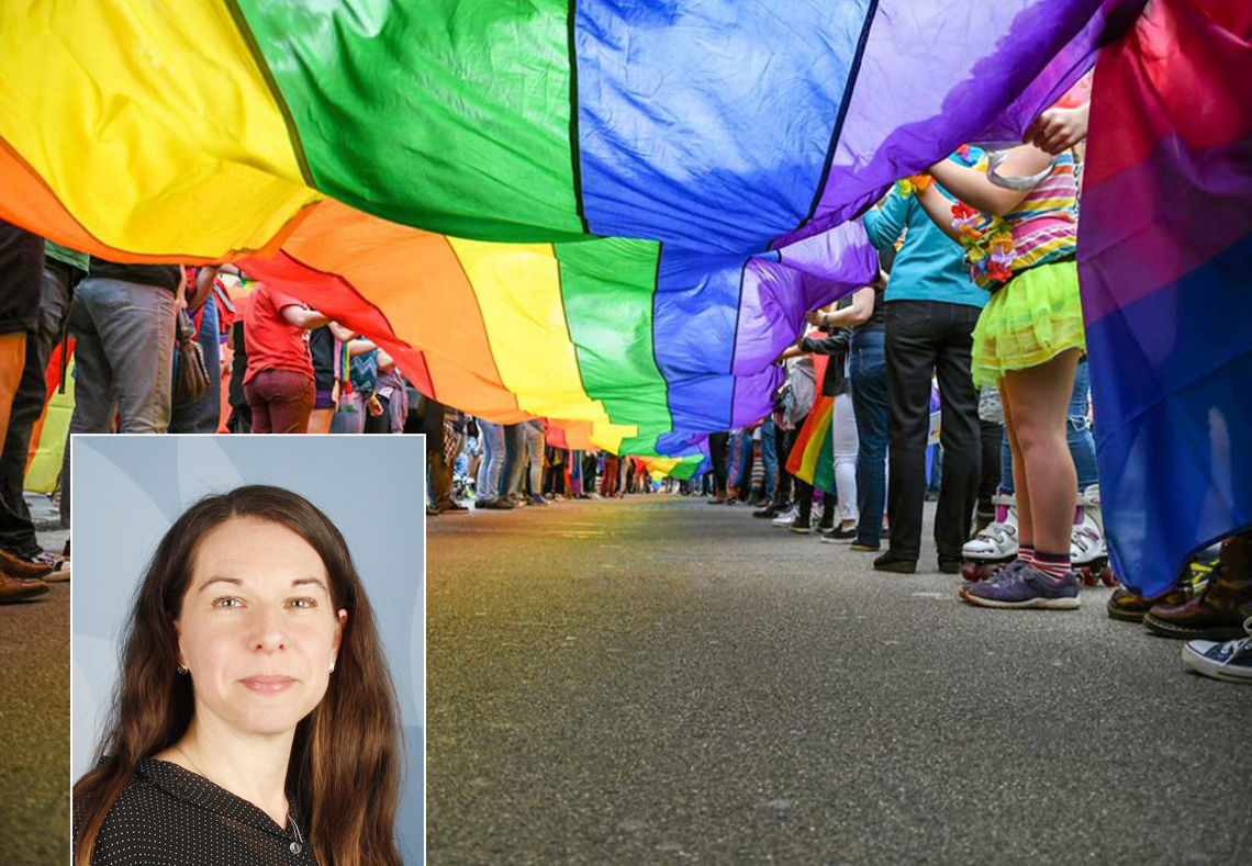 Malin Fröjmark, ombudsman med ansvar för likabehandlingsfrågor vid Akademikerförbundet SSR. "Det är viktigt att både chefer och anställda jobbar för att öka öppenheten på arbetsplatsen." Foto: Getty/Akademikerförbundet SSR