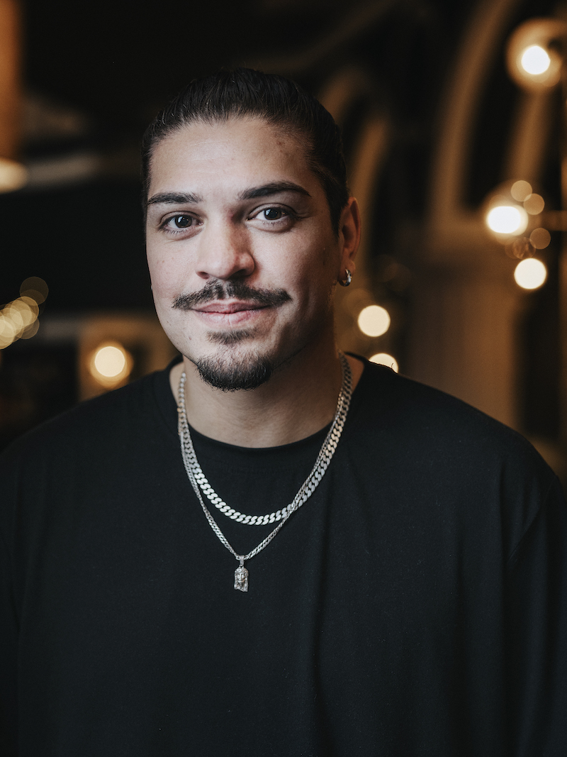 Gonzalo Flores Briones, behandlingsassistent på Folåsa ungdomshem utanför Linköping.