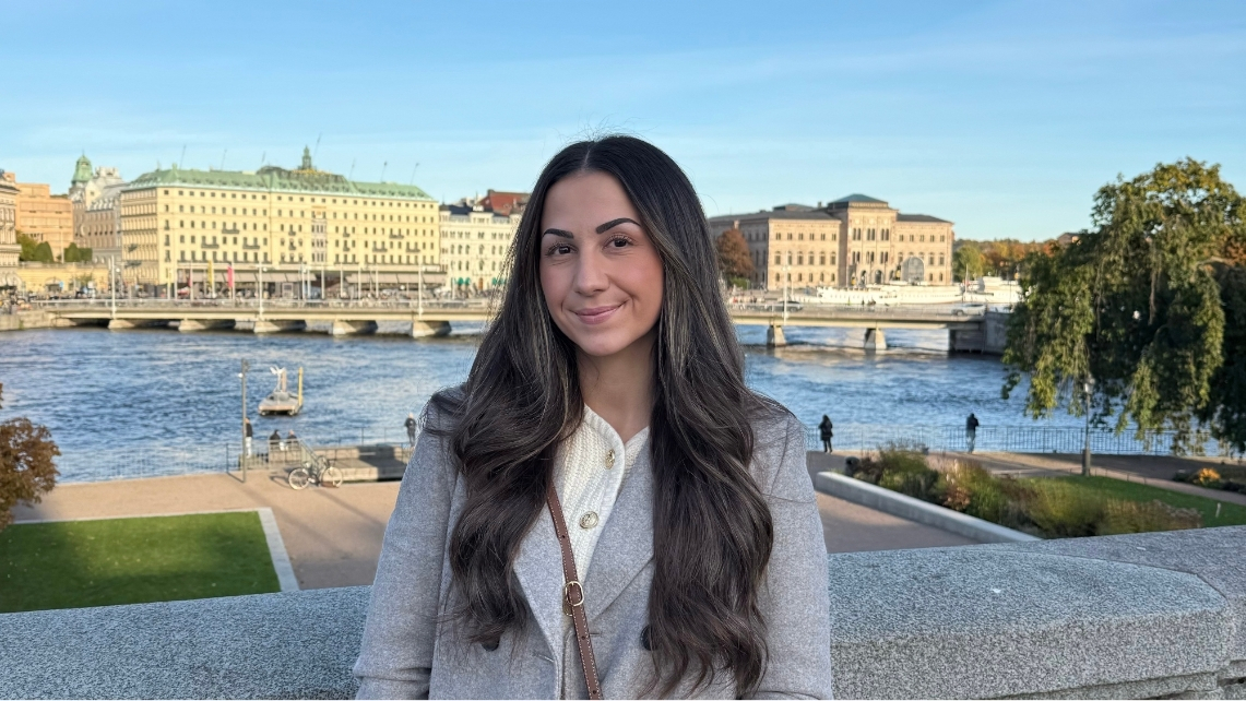 Porträttbild på Merima Rujovic