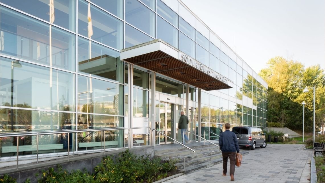 Fasaden på Södertörns tingsrätt.