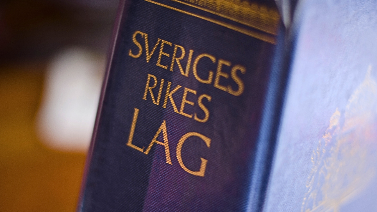 Bild på Sveriges lagbok till en artikel om nya lagar 2026.