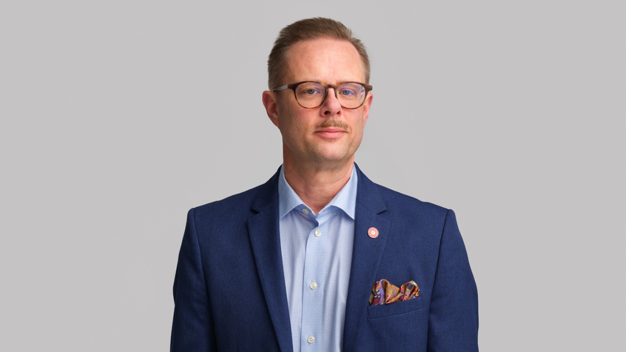 Porträtt på Daniel Hjalmarsson