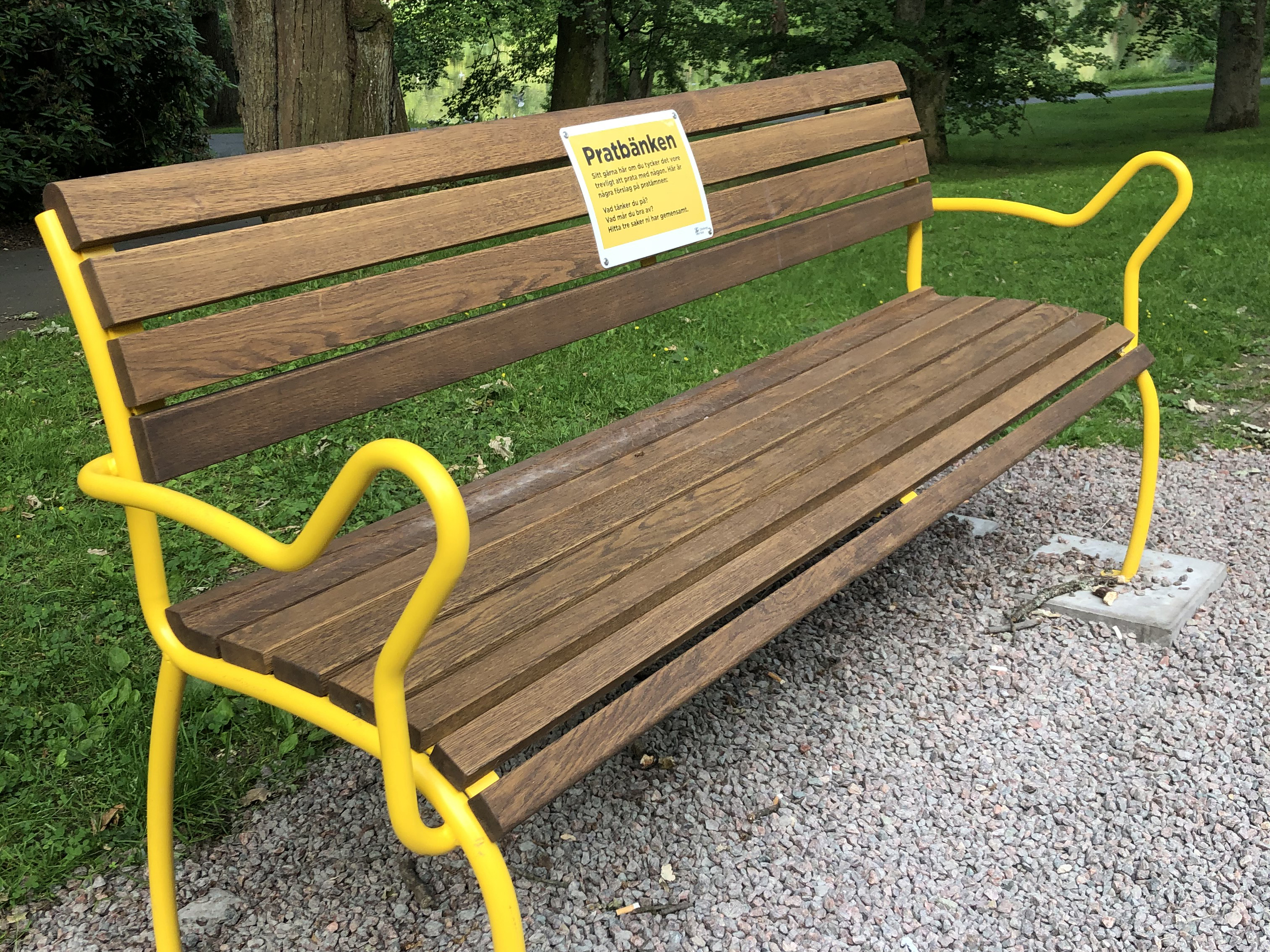 Pratbänk