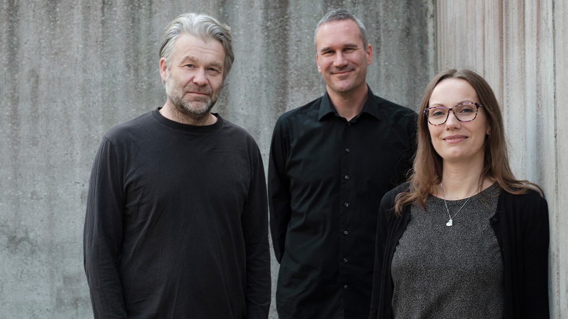 Bild på forskarna Robert, Björn och Lisa. Foto Håkan Röjder