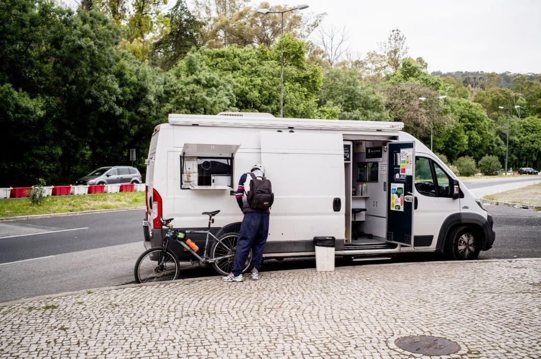 Ares do Pinhals insatsbuss i Portugal.