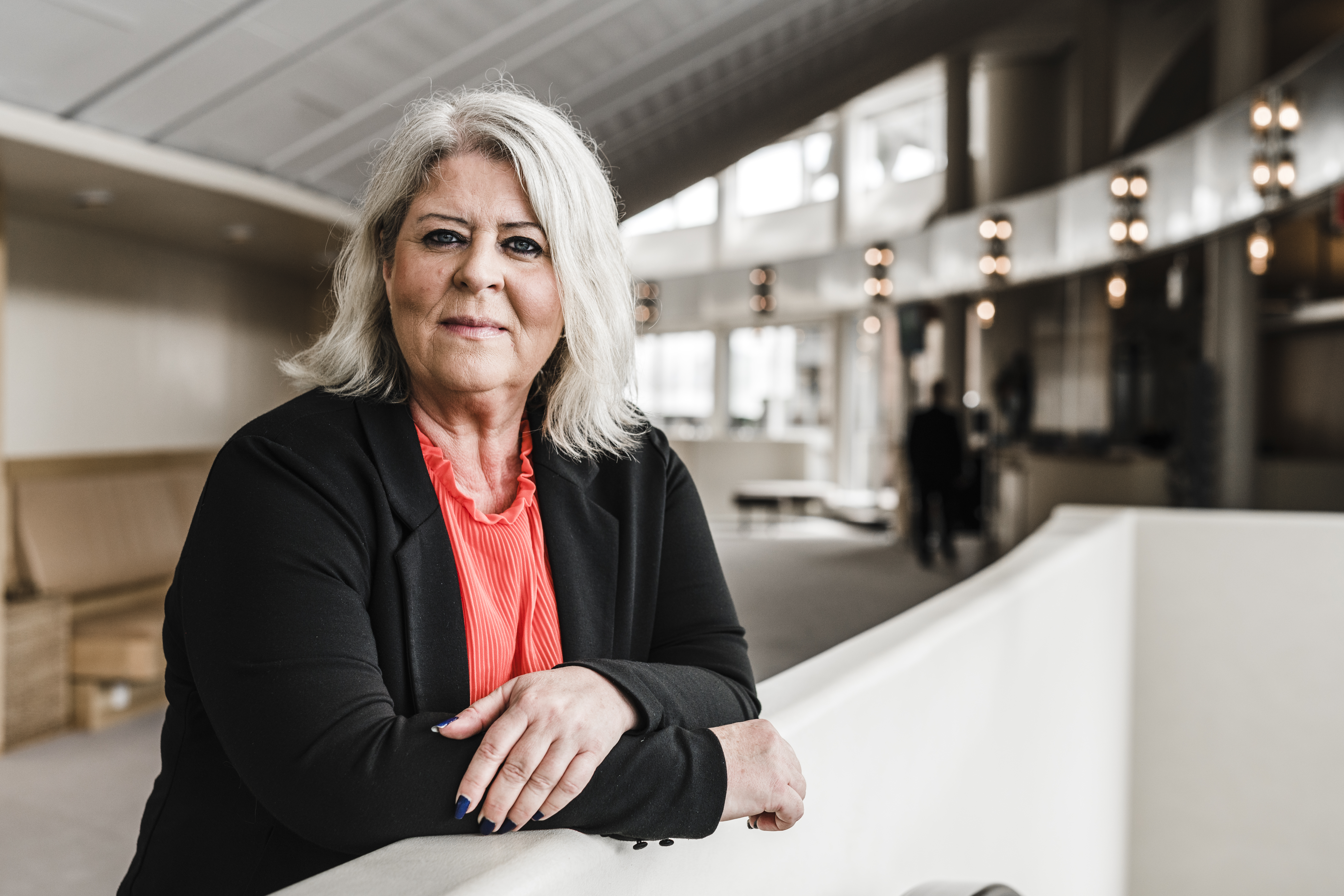 Porträttbild på Camilla Waltersson Grönvall till intervjun om rollen som Sveriges första socialtjänstminister.
