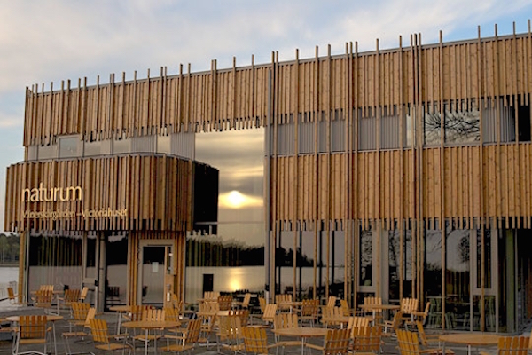 Simon Irvine naturum.lackoslott.se