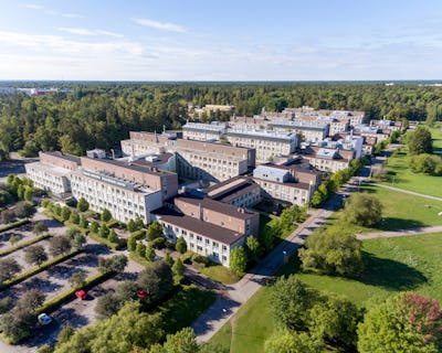 Biomedicinskt centrum, BMC, i Uppsala där den farmaceutiska fakulteten håller till.
