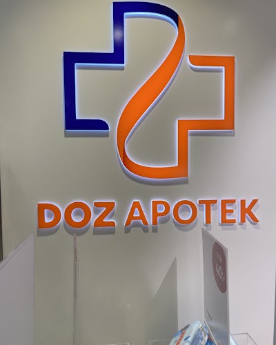 Lloyds apotek byter namn till Doz apotek