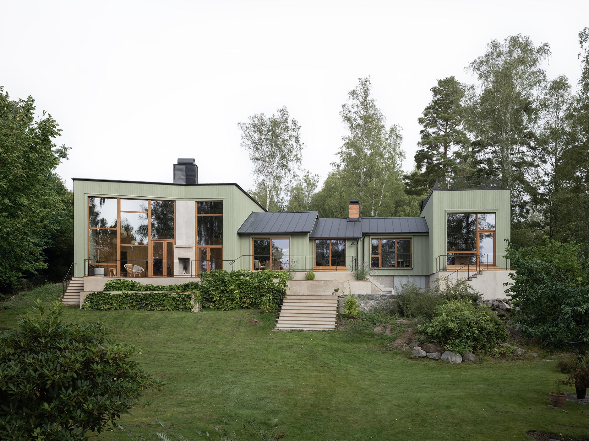 Ombyggt fritidshus vinner Ekerös första arkitektur­pris – Arkitekten.se