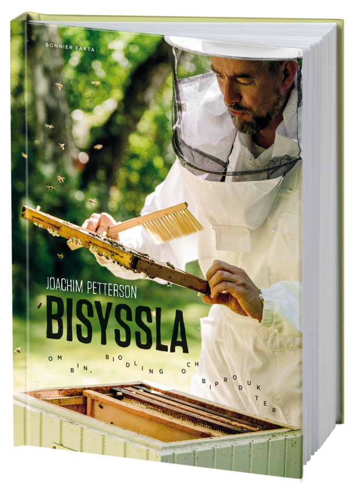 Omslaget till "Bisyssla". Foto: Roland Persson