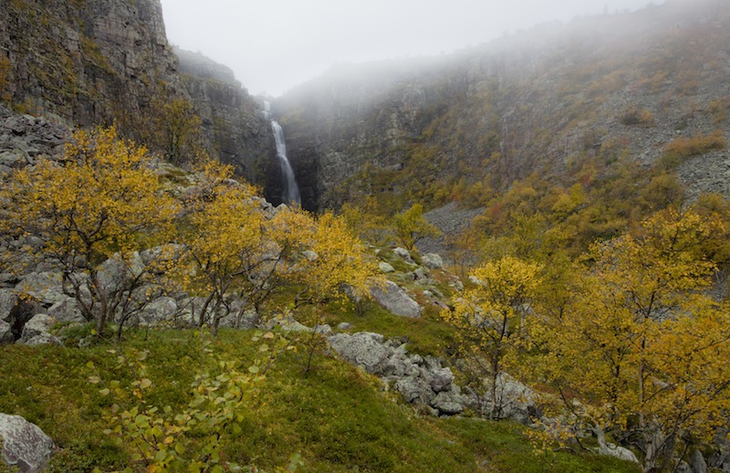 Sveriges högsta vattenfall Njupeskär i Fulufjällets nationalpark. Foto: Tomas Franklin/ Myra bildarkiv