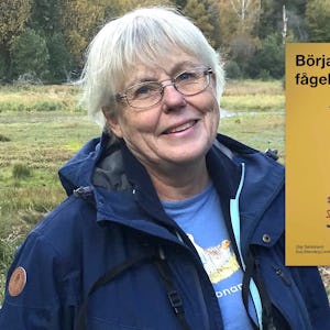 Eva Stenvång Lindqvist och boken Börja skåda fågel.