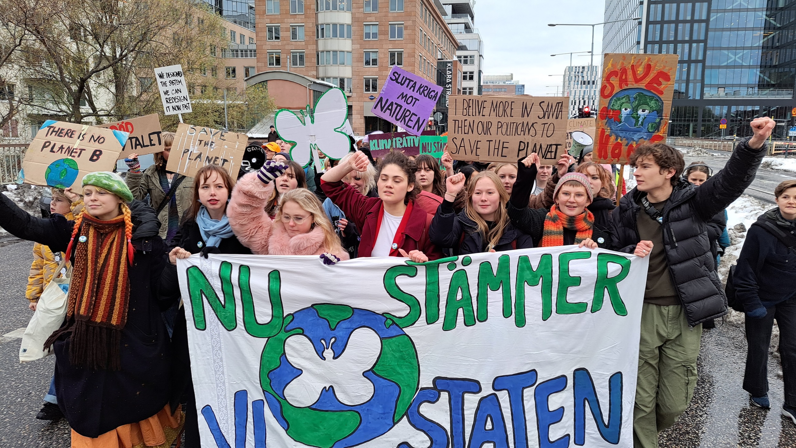 Demonstration för Auroramålet 2022.